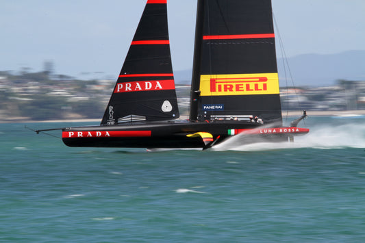 Luna Rossa Prada Pirelli